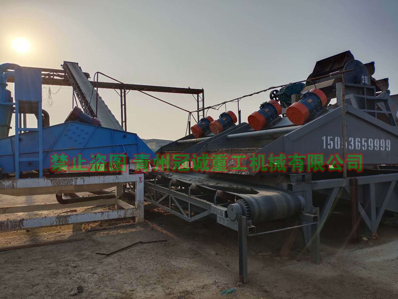 海砂淡化洗砂機(jī) 海砂淡化洗砂機(jī)